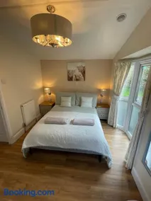 Stunning farm retreat - Image 2