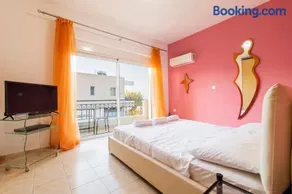 Dolphins maisonette Rhodes - Image 4