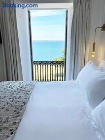 Headland View Boutique B&B - Image 1