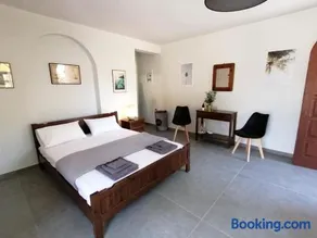 Casadelvilla Private Apartment Portocheli Kosta - Image 1