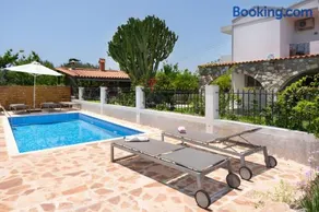 Villa Elysian - Image 1