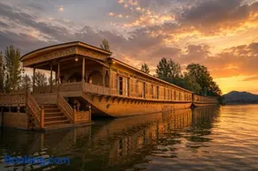 Shahenshah Heritage Houseboat - Image 1