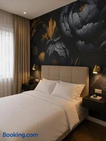 NEW TOWN Boutique Apartments & Parking - Image 4