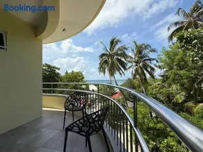 Noah Family Room with Seaview Balcony - Image 4