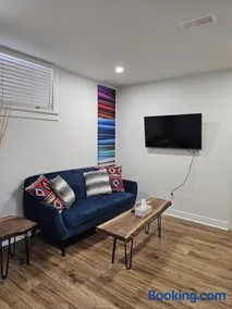 Modern Comfort2BR Basement Suite - Image 3