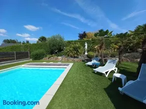 Kloz Ar Lore - piscine chauffée - Image 1
