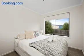 Jan Juc Living - Coastal Escape for 6 - Image 2