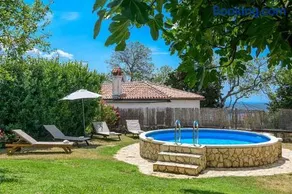 Villa Fran, Private Family Villa with Pool, Large Garden, BBQ near Pula - Image 3