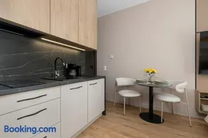 Beige Studios By the River in Szczecin with Balcony by Noclegi Renters - Image 2