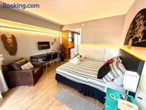 Lindo Studio com Jacuzzi e sacada a 50m Av Paulista - Image 4