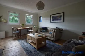 Loch Lomond Apartment - Image 2