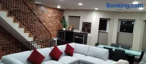 Large 2Level 3BR, 3BA Condo with free parking near Downtown Washington DC - Image 2