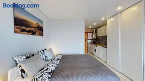Cosy Ocean View Studio 1 - Image 3