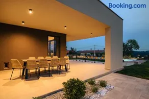 Luxury villa naer Labin - Image 2