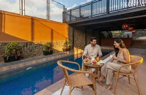 EKOSTAY Gold - Gravity Villa - Image 3