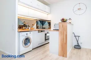 Paris Expo Charm, 52m2, Couples&Business Friendly, 5mn walk to Expo Center Porte de Versailles - Image 2