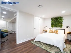 CityLine Group Stay | Near NYC | Private Parking - Image 2