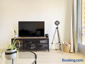 Apartamento grande en Huesca - Image 1