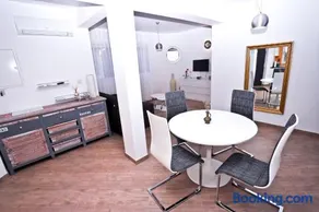 Apartment I&I - Image 5