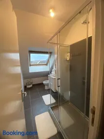 Appartement proche de l'entrée des 24h - Image 1