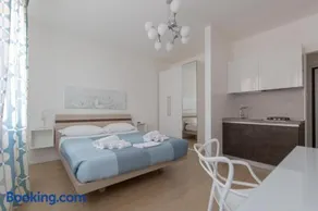 " CASA IDA " centro storico - Image 2