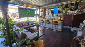 Engadine Guesthouse Retreat with Pool and Outback Bar - Image 4