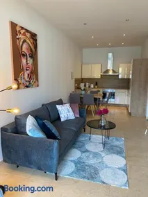 Adria Villa Apartment - Image 1