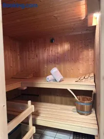 Luxury Wellness Villa mit Schlossblick - Sauna & Whirlpool - Image 3