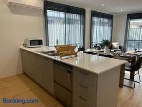 Modern 3-Bedroom Home in Byford WA - Spacious Kitchen En Suites & Alfresco - Image 2