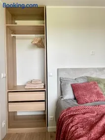 Seaview Sunrise Apartment - Image 5