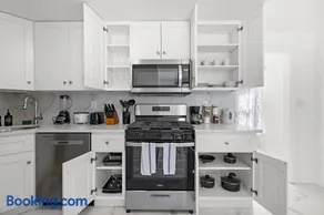 Comfy Cozy retreat - NYC & NWK w free parking - Image 3