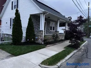 Mount Pleasant Hideaway - Image 2