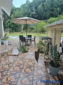 Loversnest Self Catering - Image 1