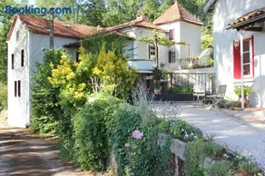 Castel Rouge - Image 1