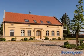 Gutshof Liepe mit 2 Ferienwohnungen - Image 1