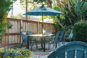 Walk to the beach! The Moonlight Beach Bungalow - Image 3