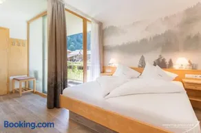 Hotel Silbertal Self-CheckIn - Image 1