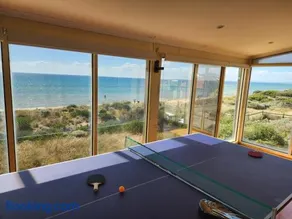Sandy Shores Estate Long Island - Image 3