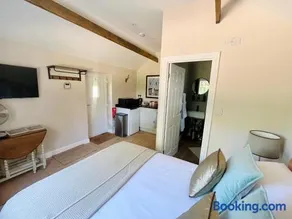 The Annexe at Entry House, A Tranquil Rural Escape - Image 4