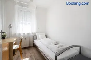 Lunar Love Apartment - Image 5