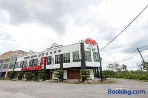 OYO 89539 Hotel Siswa - Image 4