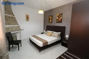 Helios Rooms - Image 3