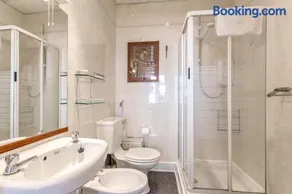 Great Location! 2BD,2 Bath in Centre of Edinburgh - Image 5