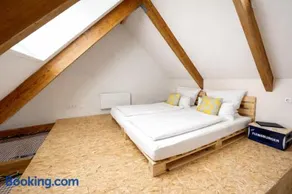 Group Stay near BER Airport - 2 Private Apartments - Image 3