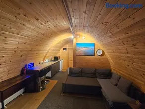 Glamping Pod with Wood Fired Hot Tub - Image 2