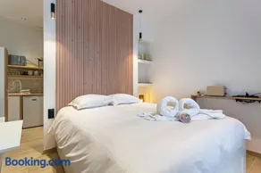 Lovely apartment with Garden and air conditioning - Image 2