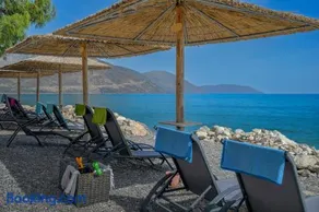 Kalafatis beach home - Image 1