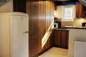 Appartamento adatto alle famiglie con giardino, terrazza e barbecue | Vista sul giardino - Image 2