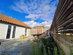 The Little Cottage - Peaceful, Dog Friendly Cottage in 5 Acres - Image 2