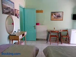 Valta's Room 3 - Image 4